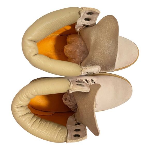 Women’s TIMBERLAND BOOTS Bone Color |Size: 7.5| - Picture 6 of 12